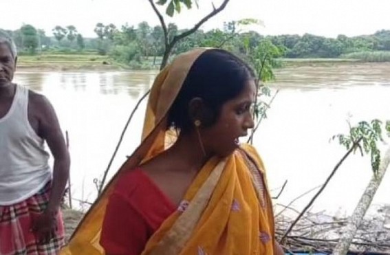 River Erosion Leaves Residents of Melaghar Municipality in Distress River Erosion Leaves Residents of Melaghar Municipality in Distress